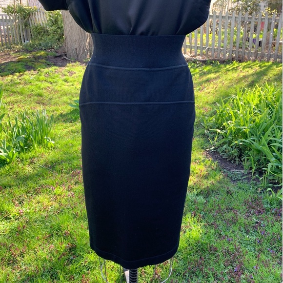 Wolford Black Knit Pencil Skirt - Picture 7 of 11
